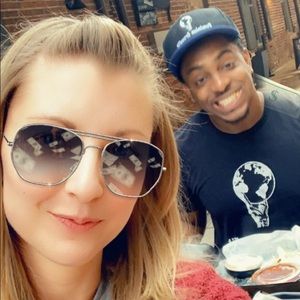 Meet your Posher, Lindsey